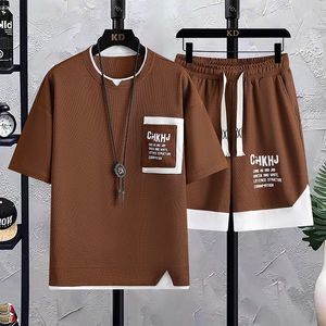 Herrspårar Summer Mens Joggers Set Set Herr Set Fashion Korean Tracksuit Men Short Sleeve T Shirtssport Shorts Suit S-4XL 230515