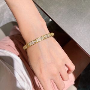 Luxury Top Fine Brand Pure 925 Sterling Silver Jewelry for Women Easy Lock Bangle Rose Gulgulguld full diamant kärlek bröllop engagemang skruvarmband p2a5