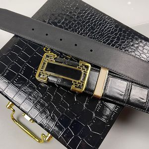 Mode Trend Leather Belt Designer Mens Summer Travel Dating Ornament Womens Belt vackert förpackat