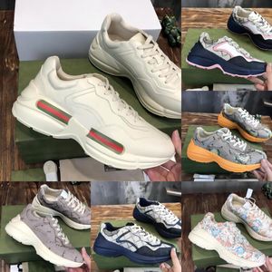 Rhyton Sneakers Tasarımcı Günlük Ayakkabı Çizmeler Erkek Kadın Eğitmenler Vintage Dad Clunck Sneaker Chaussures Rhytons Sport Runner Ayakkabı Moda En Kaliteli Boyut 35-46