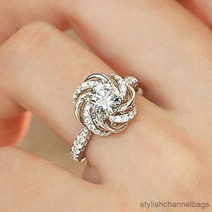 Bandringar Temperament Elegant Women's Ring Flower Design Engagement Wedding Band med trendiga smycken