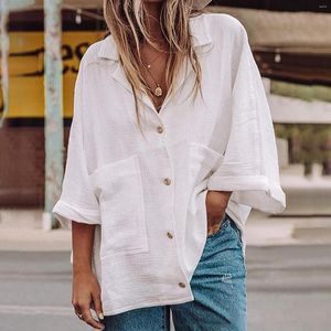 Kadın bluzları artı beden beyaz üst kadın pamuk keten büyük cep orta kollu düğmeler Brezilya yaka yaka nefes alabilen yaz kadın gömlek