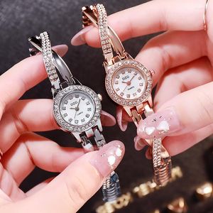 Wristwatches Women's Watch Diamond Fashion Small Dial Spiral Crown Quartz Casual Ladies Dress Clock Retro