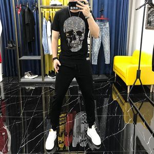 Testes masculinos 2023 Spring/Summer Define o terno de pista respirável casual, calça de suor confortável Diamond Diamond Crave Skull