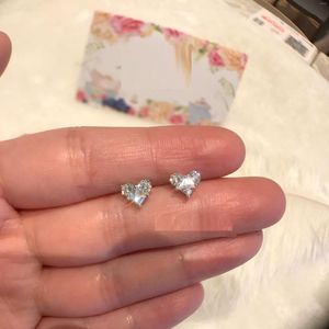 Studörhängen 925 Sterling Silver Mini Small 5A Cz Cubic Zirconia Heart Shaped Multi Piercing Earring