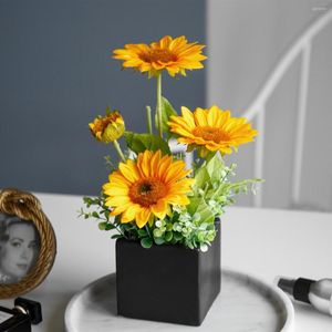 Dekorative Blumen für den Innenbereich, Wohnzimmer, Nachahmung von wahrem und falschem Blumenstrauß, Rosendekoration, Esstisch, getrocknete Blumen aus Kunststoff, Topfpflanzen