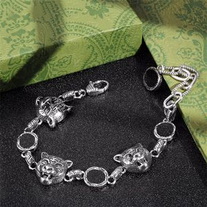 Retro Tiger Head Pendant Armband Interlocking Letter Designer Chain Armband Högkvalitativa smycken