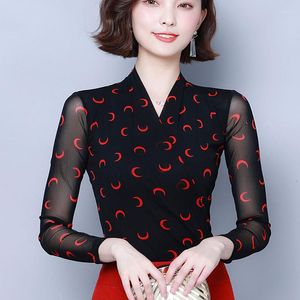 Kadın bluzları Kadın Seksi Elastik Dantel Bluz Kadın Siyah Vintage Üstler Nabız Boyutlar Kore Fasion Zarif Bodycon Straching V Boyun