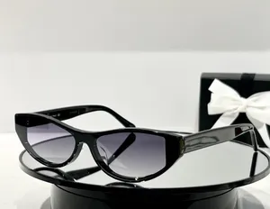 Modedesigner-Sonnenbrille 5436 für Damen, Vintage-Stil, zweifarbig, Acetat, Cat-Eye-Form, Outdoor-Brille, trendiger, vielseitiger Stil, UV-Schutz, mit Etui