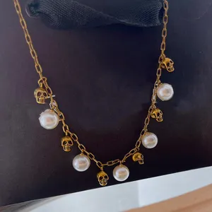 Designer de caveira de colar MQ para reproduções oficiais da mulher para o homem 5a T0P Gold Plated 18k Anniversary Gift Pearls Jóias clássicas de estilo de luxo com caixa 005