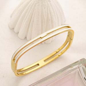 2023 Новый браслет Bangle Bracelet 18K золотой дизайнер браслет Love Bangle Design для женских модных ювелирных украшений Оптовые аксессуары