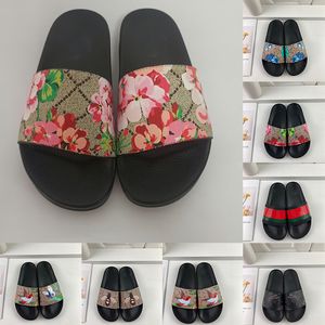 Size 36-48 Designers Slippers For Men Women Floral Slides Flats Platform Sandals Rubber Brocade Slides Mules Flip Flops Beach Shoes Loafers Free Shipping Sliders