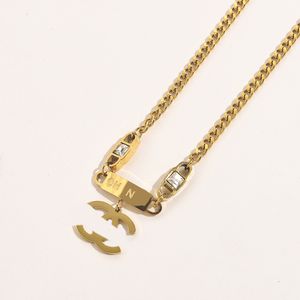 Designer Plated Necklace for Women Brand C-Letter Classic Gold Pendant Chain Halsband smycken Tillbehör Högkvalitet Fade aldrig 13Style