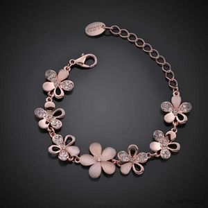 Charmarmband charmiga 18k rosguldpläterade kvinnor rosa ögon opal blomkedja armband gåva för kvinnor flicka