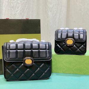 2023- Mini Bolsa de ombro Mulheres Bolsas Bolsas Crossbody Designer Black Solted Leatra de dois tons Letra vintage Hardware Leather Fashion Luxury Flap