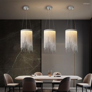 Lâmpadas pendentes Luzes modernas Lâmpada de corrente de prata para a cozinha sala de jantar quarto LED Iluminação interna Grie