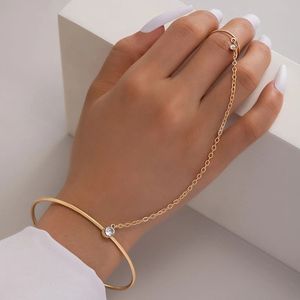 Set di braccialetti intarsiati in mattoni di pietra di cristallo semplice Set di gioielli con catena in lega geometrica di temperamento per le donne