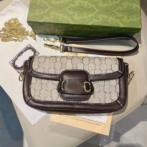 Borse con patta borsa a tracolla pochette moda Luxurys designer lettera donna signora alta qualità Portafoglio per cellulare 1955