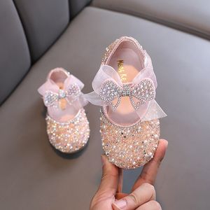 Sneakers AINYFU Sepatu Kulit Berpayet Anak anak Baru Tunggal Ikatan Simpul Berlian Imitasi Putri Perempuan Pernikahan Bayi Fashion 2023 230516