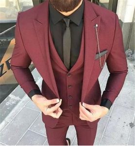 Terno masculino Terno de vestido masculino Bola de casamento personalizada Bridegroom Man Three Piece Tuxedo