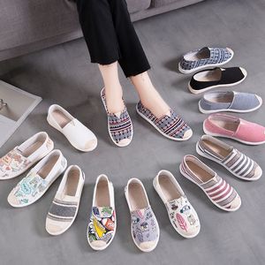 Sukienka Sneakers Wanita Motif Baru Sepatu Musim Panas Jararing Ringan Selip Flat Bersirkulasi Tunggal Nelayan Malas Datar 230516