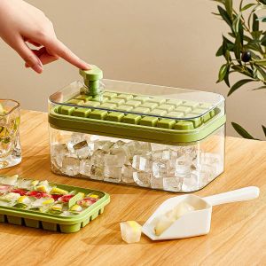 Ny Ice Cube Maker med förvaringsbox Silikon Press Type Ice Cube Makers Ice Tray Making Mold For Bar Gadget Kitchen Accessories Wholesale