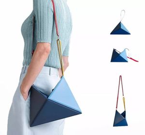 Дизайнерская сумочка сумка для плеча женского треугольника Клетчатая плиссированная мини -женская сумка для кроссба