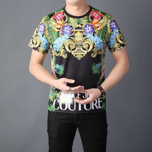 남자 티셔츠 2021SS 패션 브랜드 티셔츠 남자 고급 빈티지 바로크 팰리스 플로럴 프린트 티 셔츠 짧은 슬리브 스트리트 캐주얼 한 여름 의류 j230516
