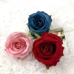 Flores decorativas 10pcs 10 cm de flanela multicolor Rosa Rospa Diy Wall Artificial Wall Materiais Decoração de casamento Roses de buquê