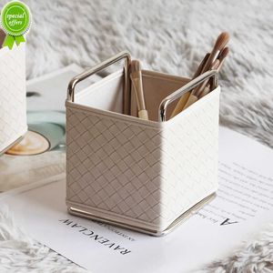 Organizer aus geflochtenem Leder mit Muster, Make-up-Pinsel, Bleistifthalter, Stirnband, kleine Objekte, Metallrahmen, Schreibtisch-Organisation