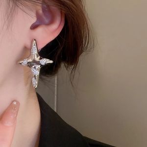 2023 Moda Korean assimétrica Zircão Estrela Lua Brincos para Mulheres Girls Ins Brincos brilhantes Boucle Oreille Fine Jewelry Gifts