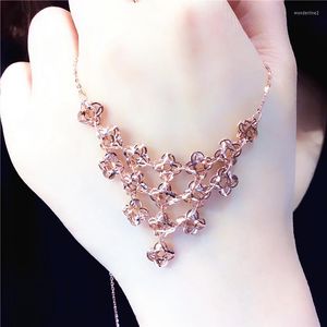 Chains 585 Purple Gold Plated 14K Rose In Fashion Shiny Luxury Flower Necklace Wedding Engagement Dinner Fine Jewelry