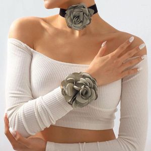 Choker mode geometriskt halsband armband elegant romantiskt temperament rose flockade tyg bröllop smycken