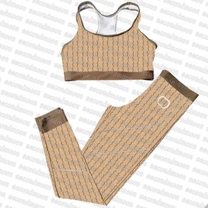Zweiteiliges Set Trainingsanzüge Damen Buchstaben bedruckt Sportbekleidung Sommer Quick Dry Yoga Outfit Sport Crop Top
