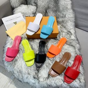 Роскошные дизайнерские женские тапочки Summer Miller Fashion New Slip Flat Sandal Open The Toes Flat Ladies Outdoor Beach Sandals Slide с коробкой 35-44