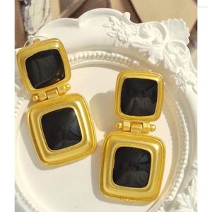 Brincos do garanhão Praça de esmalte quadrado vintage Geometricamente cor de ouro irregular para mulheres judeu feminino 2023 Europa e América