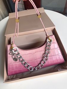 Malas 1 9 Bolsas de ombro de arco -íris brancas Bolsas de ombro de impaços Moda Moda Mulher Corrente de couro Bolsas de designer crossbody Designer Bolsas de embreagem