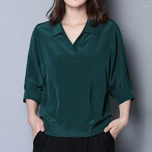 Women's Blouses Summer Solid Color Loose Shirt Tops Batwing Sleeve V Neck All-match Plus Size Blouse Fashion Casual Women Clothing