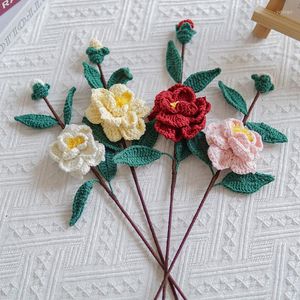 Decorative Flowers Hand-Woven Camellia Bouquet Yarn Handmade Eternal Flower Valentine's Day Girls Friend Girlfriend Gift