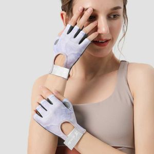 Sports Gloves Cycling Gloves Women Fitness Gloves Gym Weightlifting Yoga Bodybuilding Training Thin Breathable Non-slip Half Finger Gloves P230516