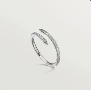 Pierścienie designerskie luksusowe diamentowe pierścionki dla kobiet luksusowe biżuterię ringu paznokci paznokci