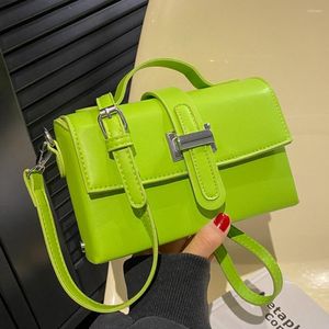 Abendtaschen Candy Farbe Kleine PU-Leder Schulter für Frauen Niet Design Handtaschen und Geldbörsen Luxus 2023 Trendy Kurzer Griff Totes Niedlich