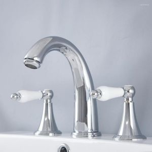 Torneiras de pia do banheiro Torneira cromada polida de 3pcs Ceramics lida com Bacia 3 Buracos Mixer TAP NNF980