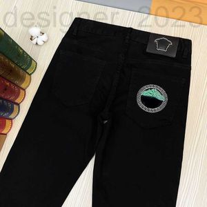 Erkekler Kot Designer Lüks Emroidered Jns Mens Bahar Suer Sıkı Denim Nts Pantolon Fermuar ACSS Kontrolü JN Hafif Su Yıkama H36F