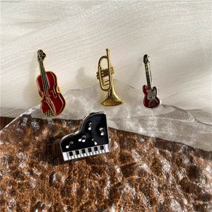 Retro Violino Guitar esmalte o broche criativo instrumento de música criativa piano trompete liga de liga masculino Mulher jaqueta bolsa de presentes jóias