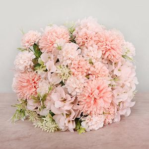 Dekorativa blommor 1st blandade rosa silkes hortensia konstgjorda brud som håller pion falskt vitt julbröllop hem dekorati