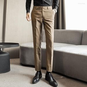メンズスーツプラスサイズの男性のためのサイズのパンツウェディングウエディングソリッドドレスビジネスフォーマルオフィスストレートフィットパンツ