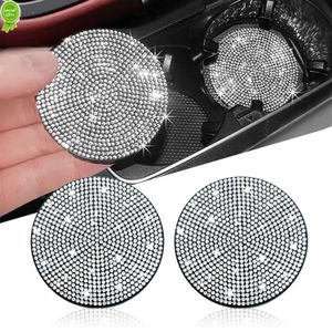 Neue 2PCS Diamant Auto Untersetzer Wasser Tasse Slot Nicht-Slip Matte Silica Gel Pad Tasse Halter Matte Auto Gadget Bling Auto Zubehör für Frau