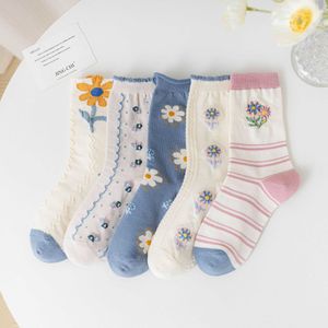 Socks Hosiery Lolita Girl Frilly Ruffle Socks Harajuku Floral Print Japanese Cute Socks Women Fashion Cartoon Animals Long Socks P230517