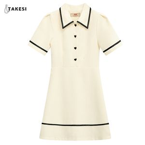 Vestidos casuais Summer feminino mangas folhas de turacho de colarinho de colarinho francês clássico clássico clássico de tênis de golfe mini vestidos y2k 230517